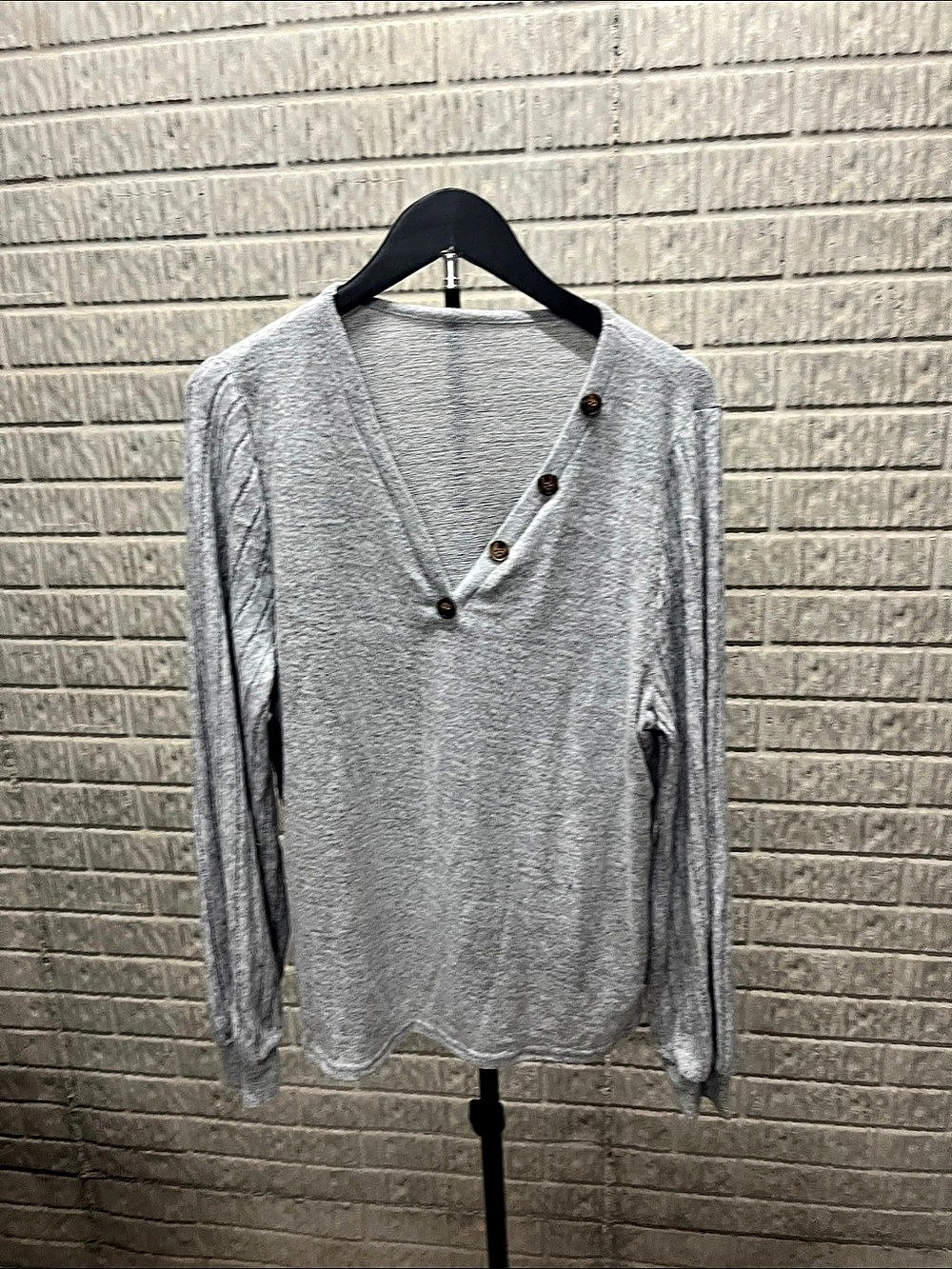 Cupshe V-Neck Sweater in Gray Size XL NWT